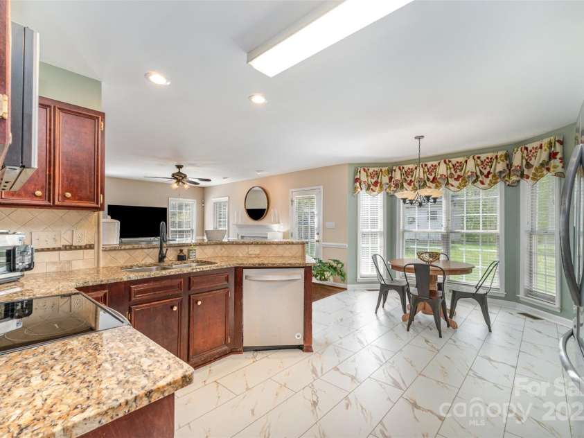 591 Highland Ridge Road, Mooresville, NC 28115.  MLS# CAR4244322, YatesRealty ID 5351. 
