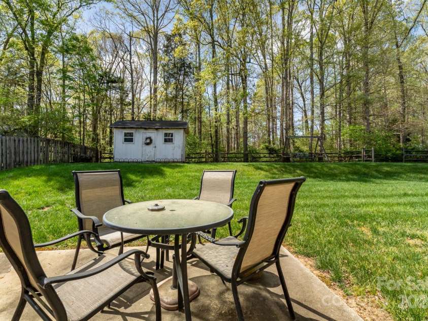 591 Highland Ridge Road, Mooresville, NC 28115.  MLS# CAR4244322, YatesRealty ID 5351. 