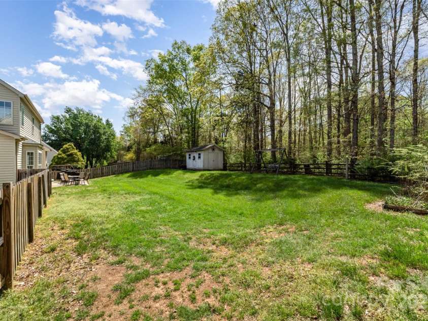 591 Highland Ridge Road, Mooresville, NC 28115.  MLS# CAR4244322, YatesRealty ID 5351. 