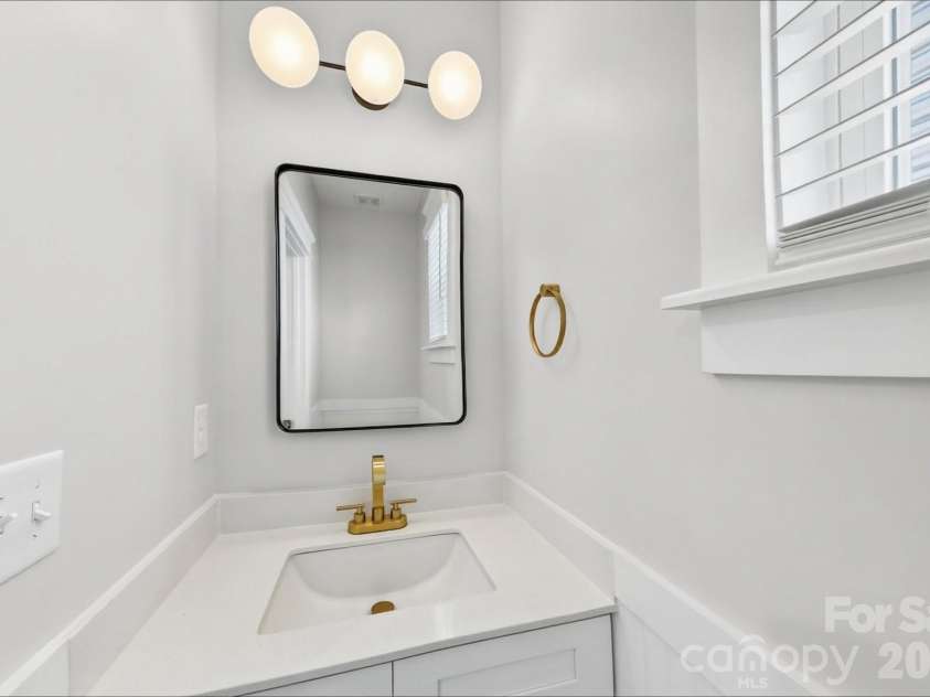 4009 Belle Landing Road, Charlotte, NC 28270.  MLS# CAR4429288, YatesRealty ID 53510. 