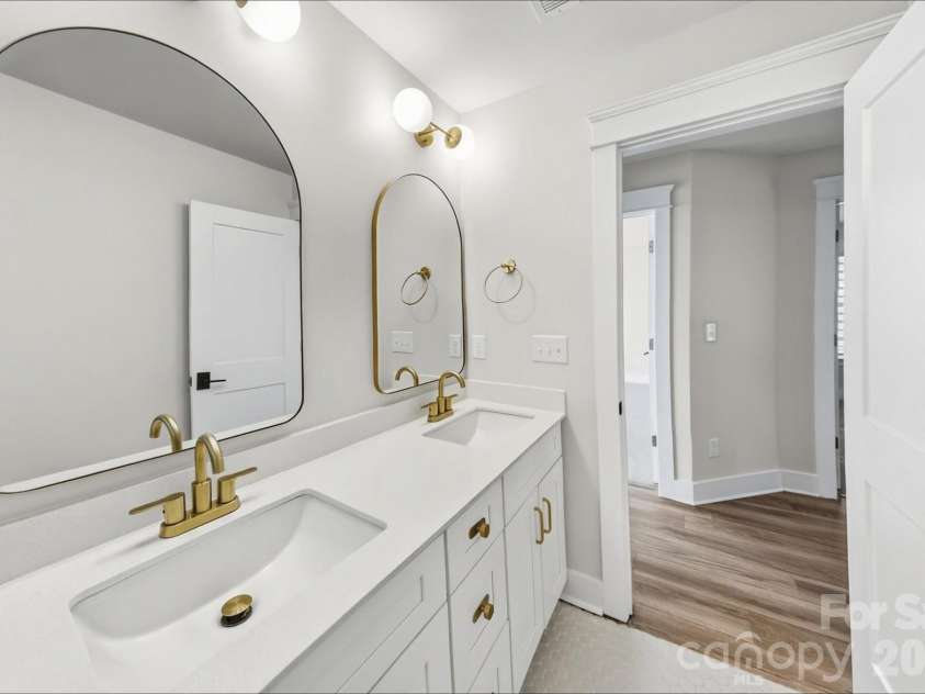 4009 Belle Landing Road, Charlotte, NC 28270.  MLS# CAR4429288, YatesRealty ID 53510. 