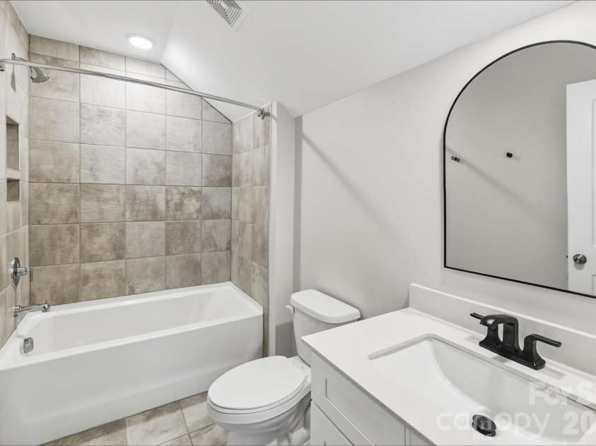 4009 Belle Landing Road, Charlotte, NC 28270.  MLS# CAR4429288, YatesRealty ID 53510. 