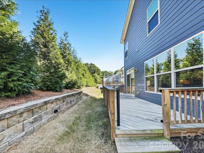 4009 Belle Landing Road, Charlotte, NC 28270.  MLS# CAR4429288, YatesRealty ID 53510. 