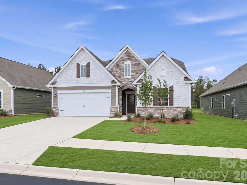 404 Waxhaw Village Road, Lancaster, SC 29720.  MLS# CAR4429294, YatesRealty ID 53512. 