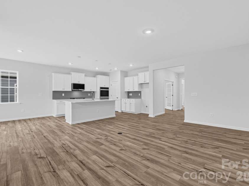 404 Waxhaw Village Road, Lancaster, SC 29720.  MLS# CAR4429294, YatesRealty ID 53512. 