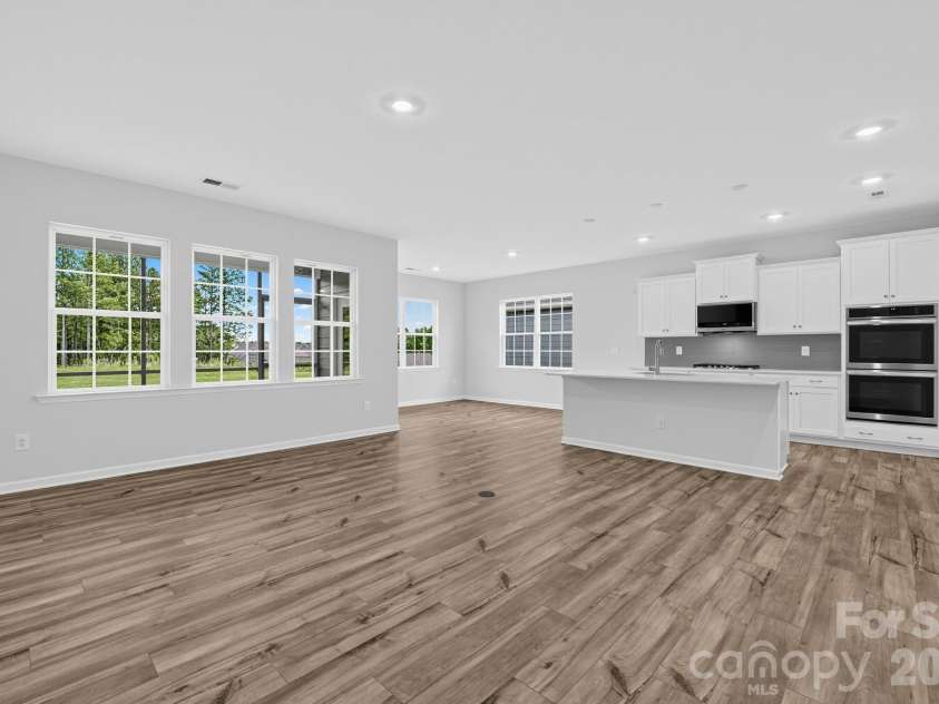 404 Waxhaw Village Road, Lancaster, SC 29720.  MLS# CAR4429294, YatesRealty ID 53512. 