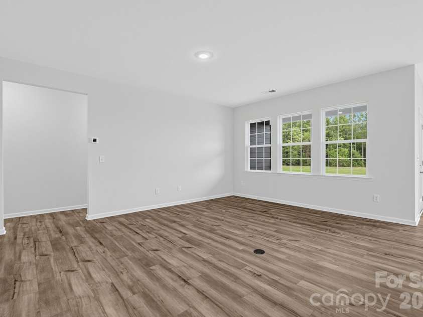 404 Waxhaw Village Road, Lancaster, SC 29720.  MLS# CAR4429294, YatesRealty ID 53512. 
