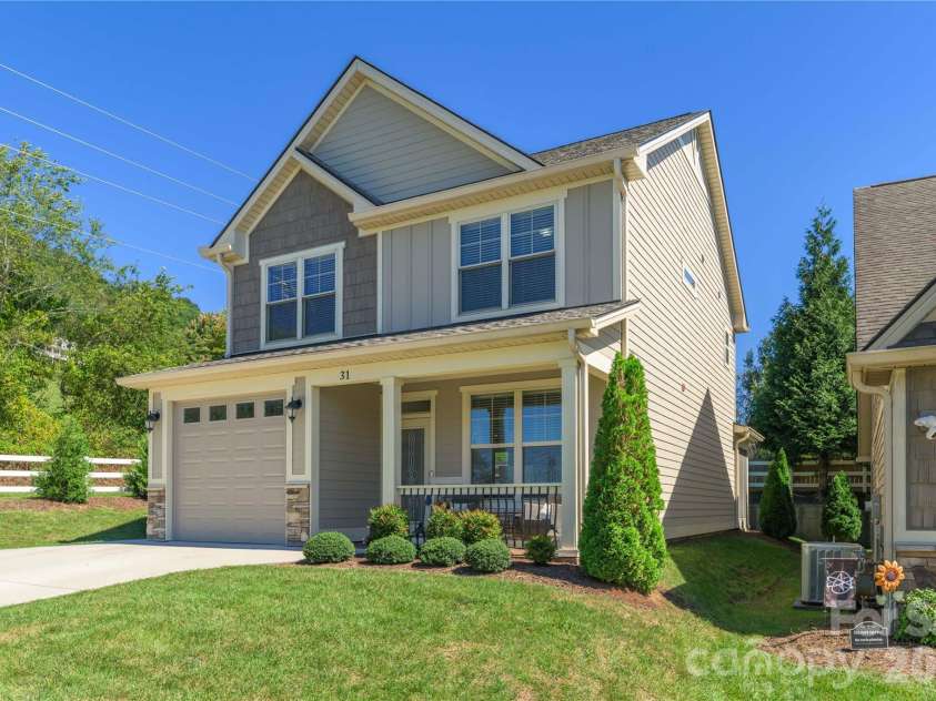 31 Burlington Lane, Fletcher, NC 28732.  MLS# CAR4428063, YatesRealty ID 53513. 