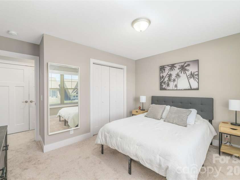31 Burlington Lane, Fletcher, NC 28732.  MLS# CAR4428063, YatesRealty ID 53513. Guest room #2