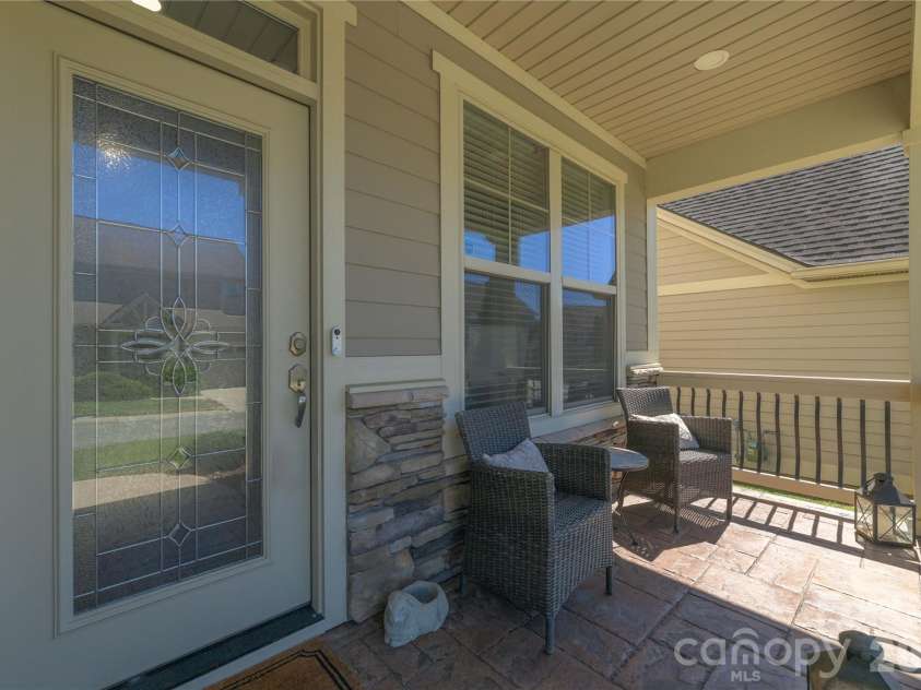 31 Burlington Lane, Fletcher, NC 28732.  MLS# CAR4428063, YatesRealty ID 53513. Nice sitting front porch