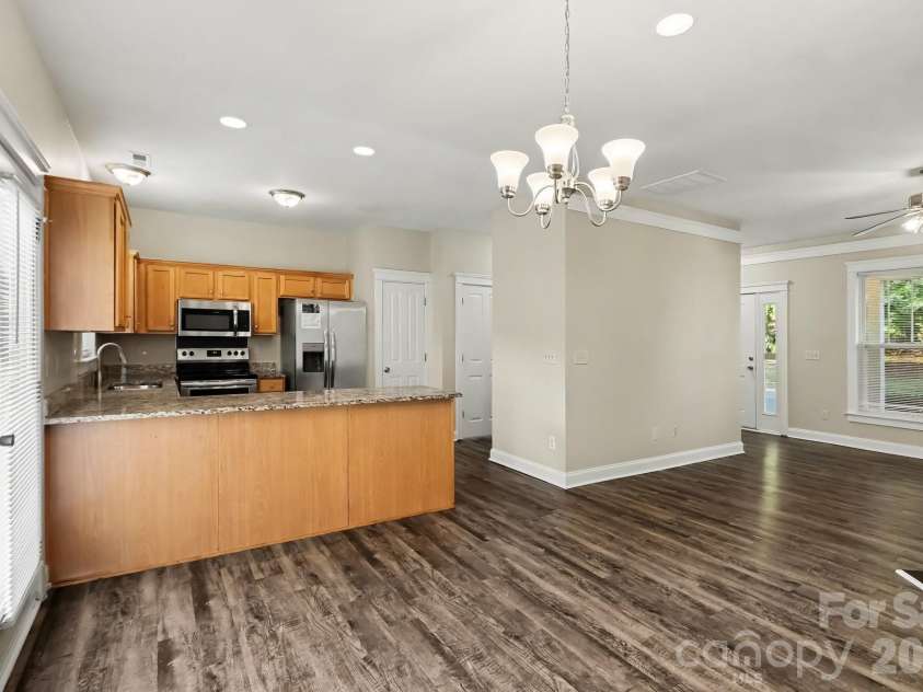 13714 Carleen Way Drive, Charlotte, NC 28213.  MLS# CAR4426161, YatesRealty ID 53514. 