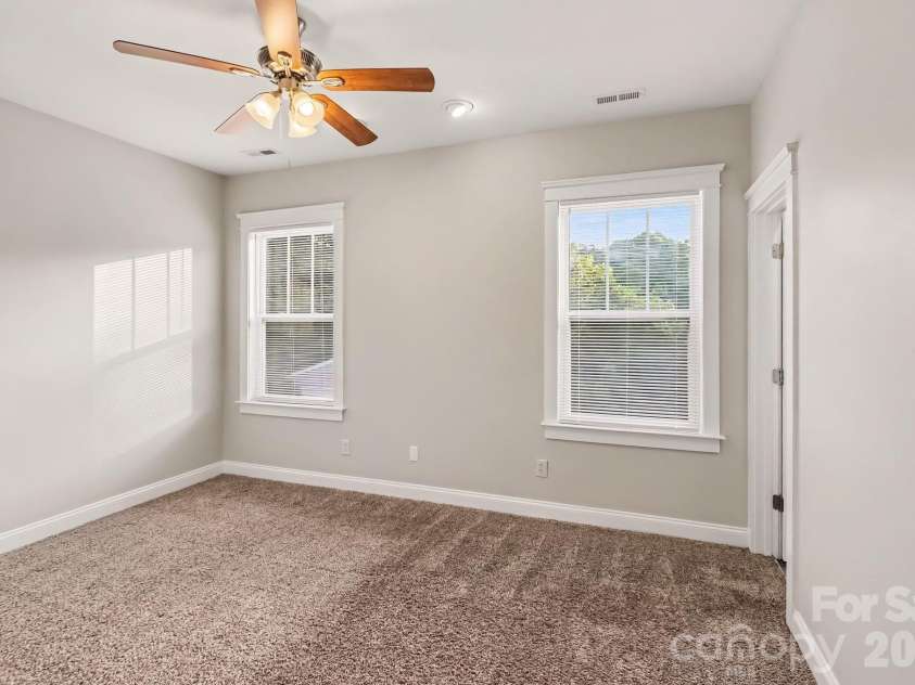 13714 Carleen Way Drive, Charlotte, NC 28213.  MLS# CAR4426161, YatesRealty ID 53514. 