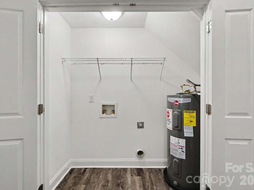 13714 Carleen Way Drive, Charlotte, NC 28213.  MLS# CAR4426161, YatesRealty ID 53514. 