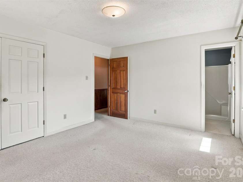 1213 Hawthorne Road, Lancaster, SC 29720.  MLS# CAR4429250, YatesRealty ID 53515. 