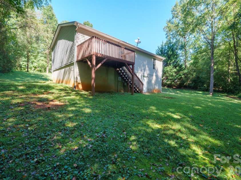 3234 Smokey Lane, Lenoir, NC 28645.  MLS# CAR4429038, YatesRealty ID 53516. 
