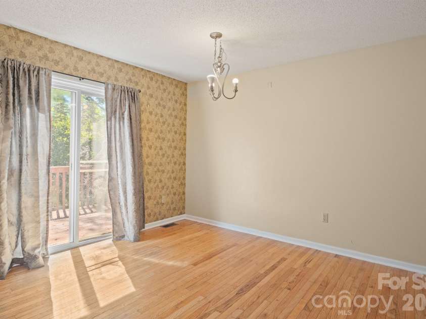3234 Smokey Lane, Lenoir, NC 28645.  MLS# CAR4429038, YatesRealty ID 53516. 