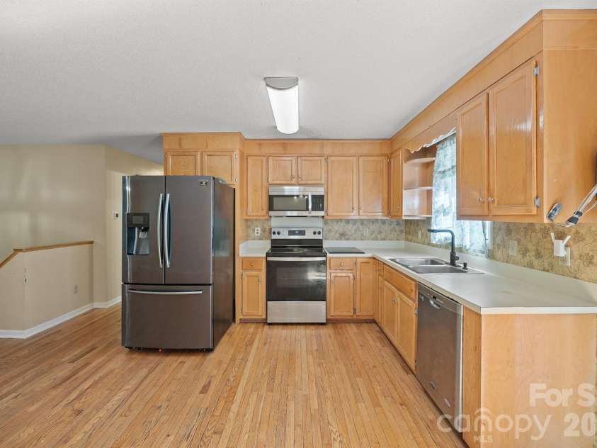 3234 Smokey Lane, Lenoir, NC 28645.  MLS# CAR4429038, YatesRealty ID 53516. 
