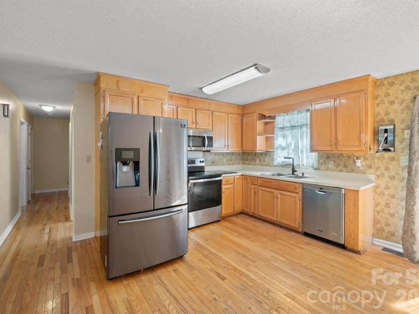 3234 Smokey Lane, Lenoir, NC 28645.  MLS# CAR4429038, YatesRealty ID 53516. 