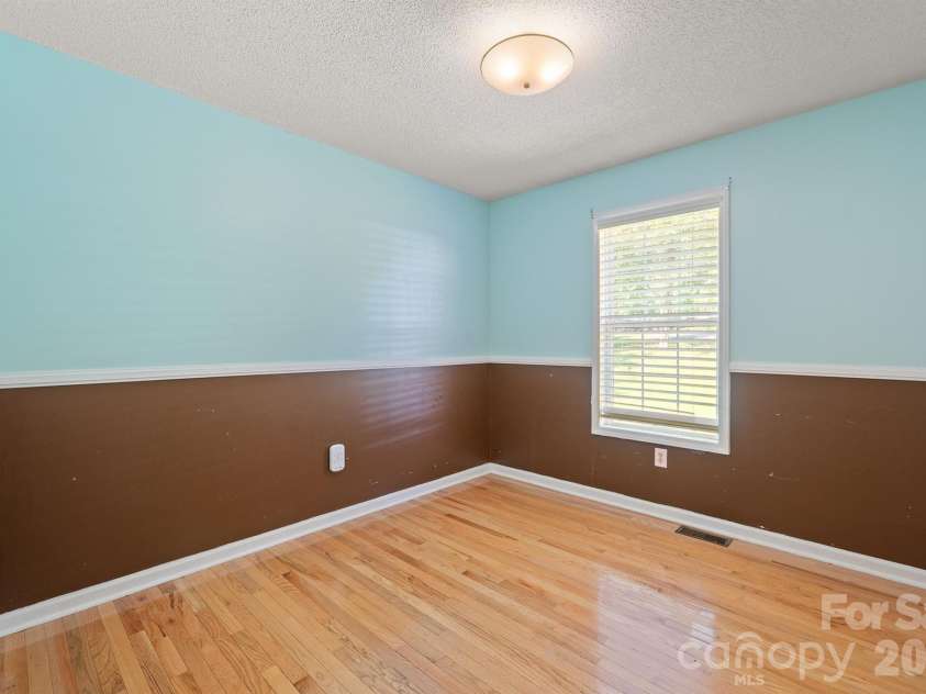 3234 Smokey Lane, Lenoir, NC 28645.  MLS# CAR4429038, YatesRealty ID 53516. 