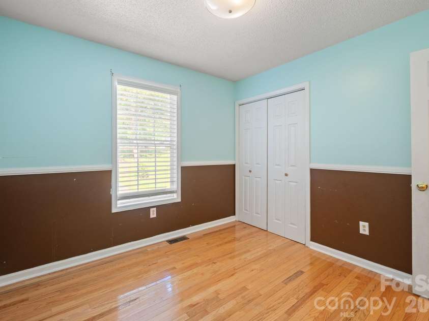 3234 Smokey Lane, Lenoir, NC 28645.  MLS# CAR4429038, YatesRealty ID 53516. 
