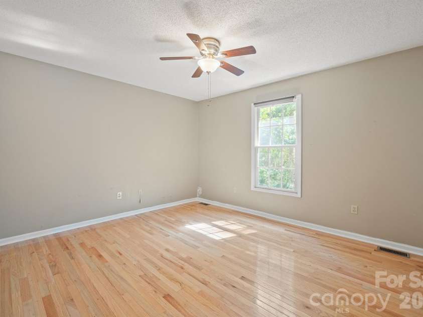 3234 Smokey Lane, Lenoir, NC 28645.  MLS# CAR4429038, YatesRealty ID 53516. 