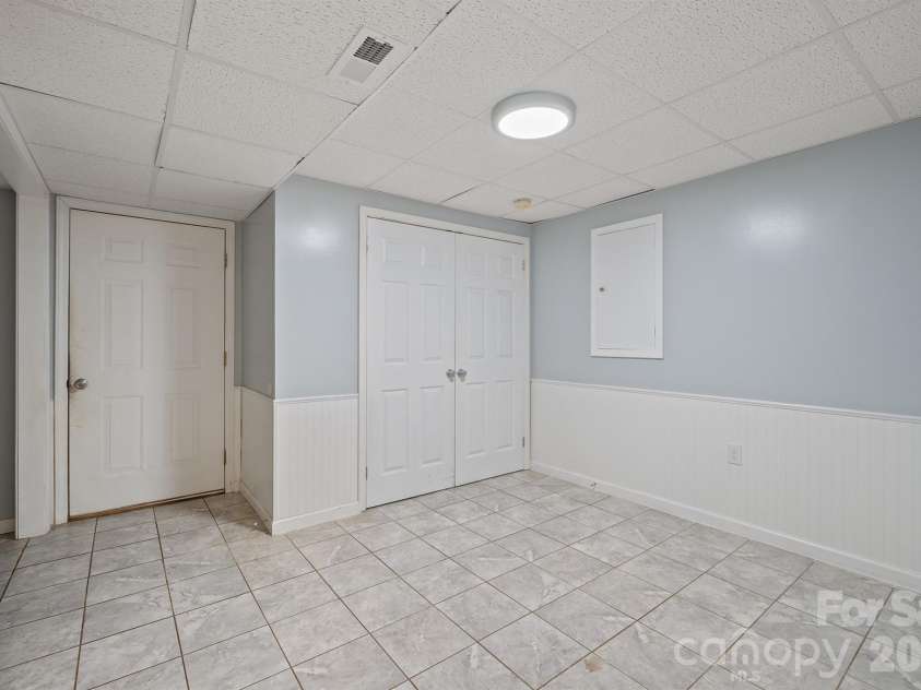 3234 Smokey Lane, Lenoir, NC 28645.  MLS# CAR4429038, YatesRealty ID 53516. 