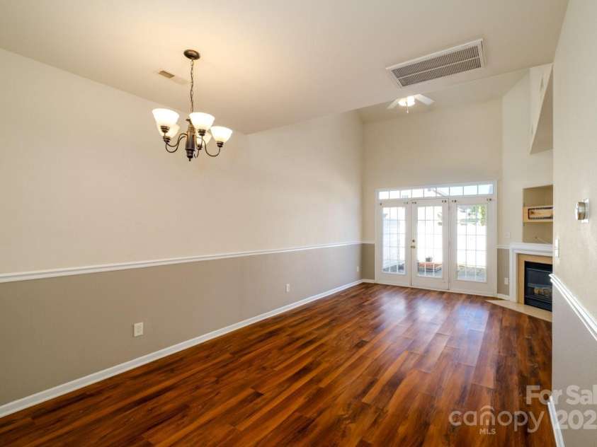 11630 Lioness Street, Charlotte, NC 28273.  MLS# CAR4244281, YatesRealty ID 5352. 