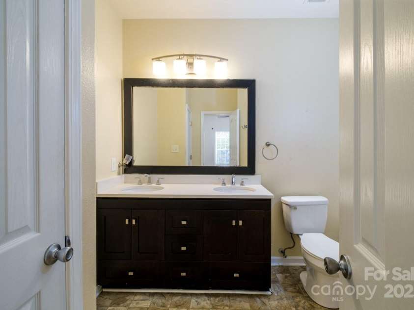 11630 Lioness Street, Charlotte, NC 28273.  MLS# CAR4244281, YatesRealty ID 5352. 