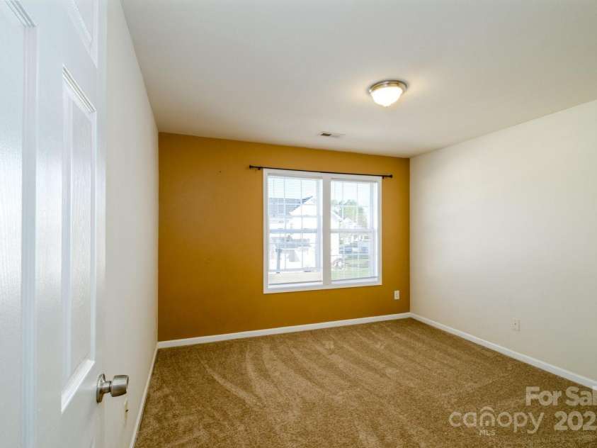 11630 Lioness Street, Charlotte, NC 28273.  MLS# CAR4244281, YatesRealty ID 5352. 