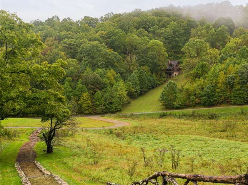635 Whisper Mountain Drive, Leicester, NC 28748.  MLS# CAR4302796, YatesRealty ID 5352. 