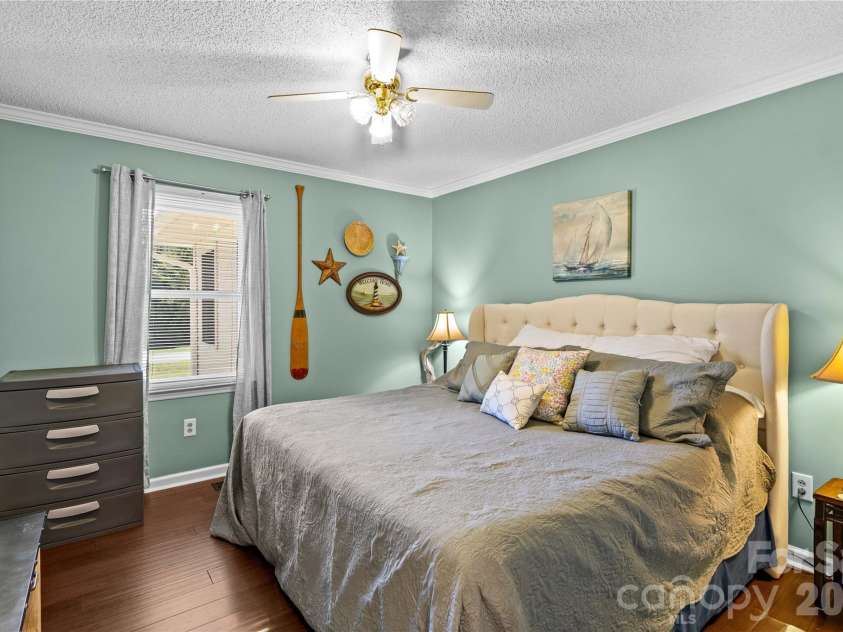 186 Antler Drive, Statesville, NC 28625.  MLS# CAR4429218, YatesRealty ID 53520. 