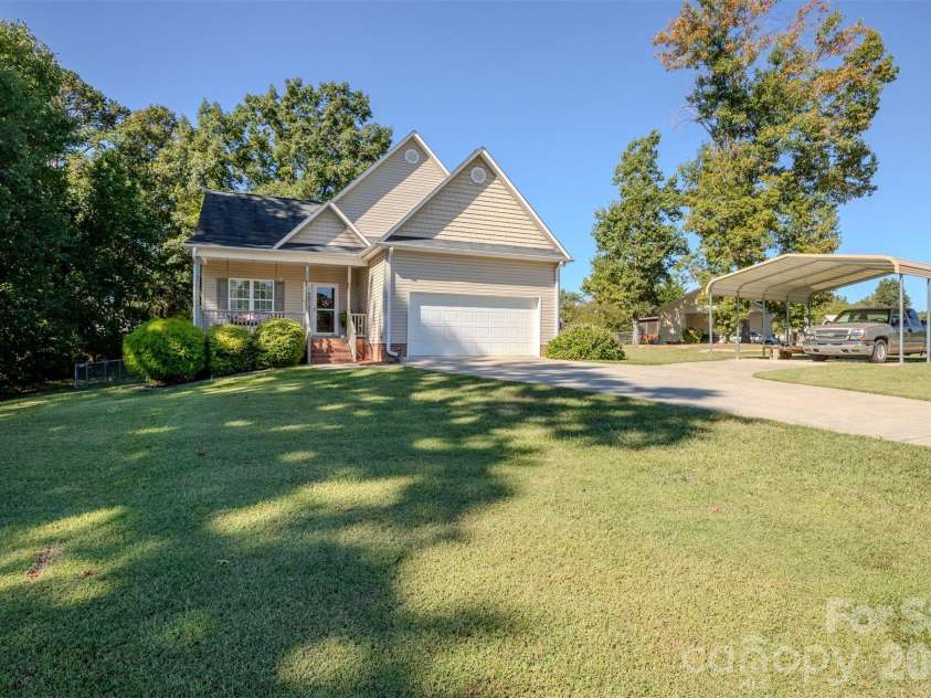 9008 Meredith Leigh Lane, Cherryville, NC 28021.  MLS# CAR4429079, YatesRealty ID 53522. 