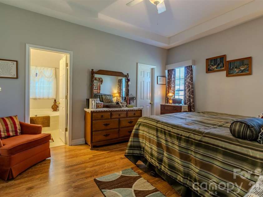 9008 Meredith Leigh Lane, Cherryville, NC 28021.  MLS# CAR4429079, YatesRealty ID 53522. 