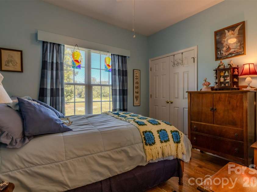 9008 Meredith Leigh Lane, Cherryville, NC 28021.  MLS# CAR4429079, YatesRealty ID 53522. 