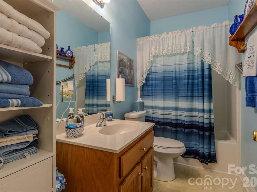 9008 Meredith Leigh Lane, Cherryville, NC 28021.  MLS# CAR4429079, YatesRealty ID 53522. 