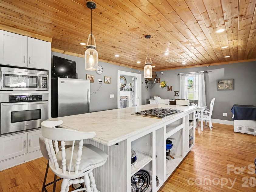 1026 Alpha Drive, Shelby, NC 28150.  MLS# CAR4428915, YatesRealty ID 53523. 
