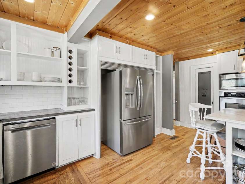 1026 Alpha Drive, Shelby, NC 28150.  MLS# CAR4428915, YatesRealty ID 53523. 
