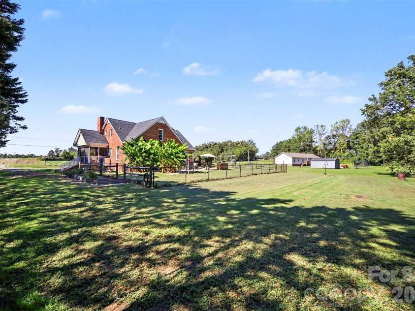 1026 Alpha Drive, Shelby, NC 28150.  MLS# CAR4428915, YatesRealty ID 53523. 