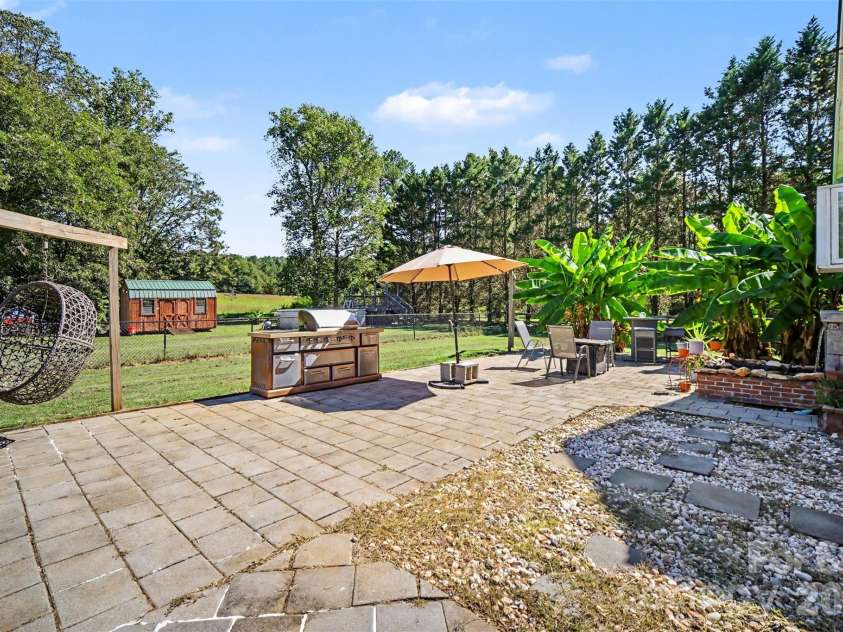 1026 Alpha Drive, Shelby, NC 28150.  MLS# CAR4428915, YatesRealty ID 53523. 