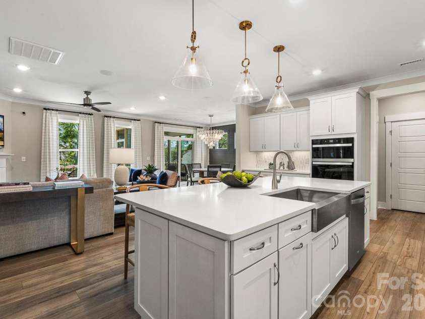 12514 Idlewild Road, Matthews, NC 28105.  MLS# CAR4429332, YatesRealty ID 53524. Representative