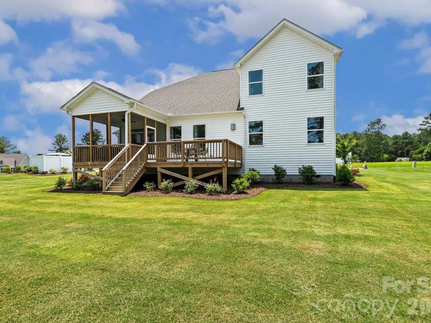 12514 Idlewild Road, Matthews, NC 28105.  MLS# CAR4429332, YatesRealty ID 53524. Representative
