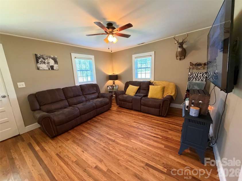 41 Whitner Drive, Marion, NC 28752.  MLS# CAR4429202, YatesRealty ID 53525. 