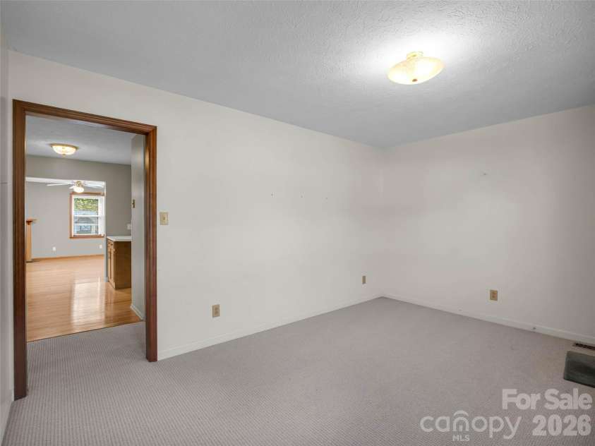 1323 Havenwood Drive, Morganton, NC 28655.  MLS# CAR4429285, YatesRealty ID 53526. 