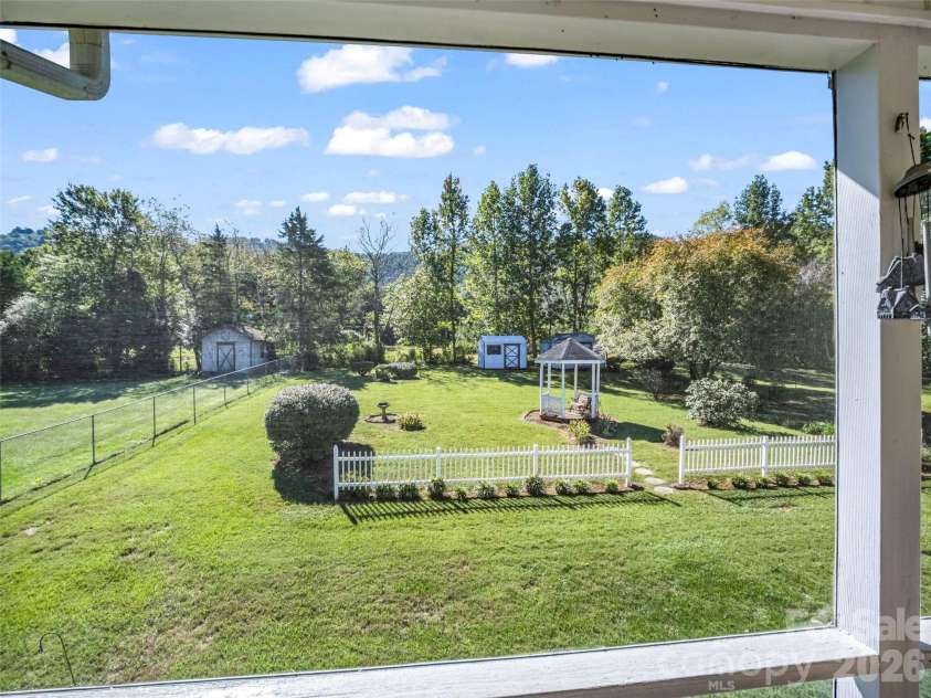 1323 Havenwood Drive, Morganton, NC 28655.  MLS# CAR4429285, YatesRealty ID 53526. 