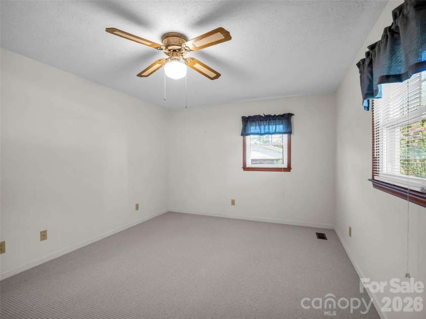 1323 Havenwood Drive, Morganton, NC 28655.  MLS# CAR4429285, YatesRealty ID 53526. 