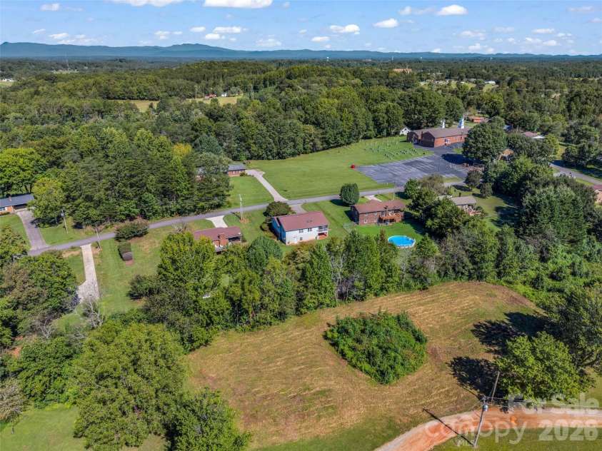 1323 Havenwood Drive, Morganton, NC 28655.  MLS# CAR4429285, YatesRealty ID 53526. 