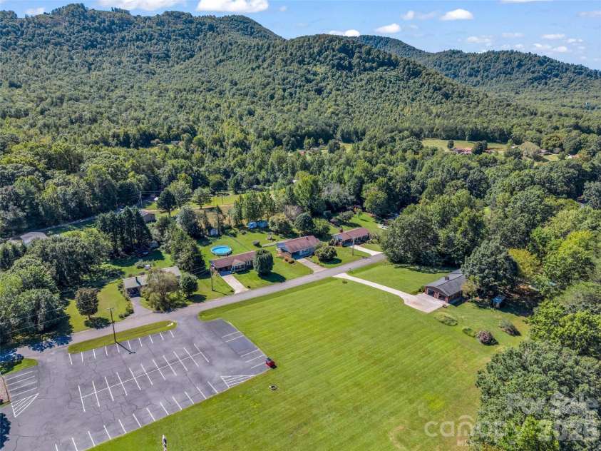 1323 Havenwood Drive, Morganton, NC 28655.  MLS# CAR4429285, YatesRealty ID 53526. 