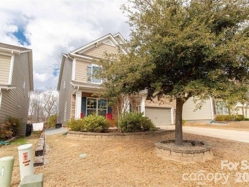 1372 Rainier Drive, Fort Mill, SC 29708.  MLS# CAR4429367, YatesRealty ID 53528. 