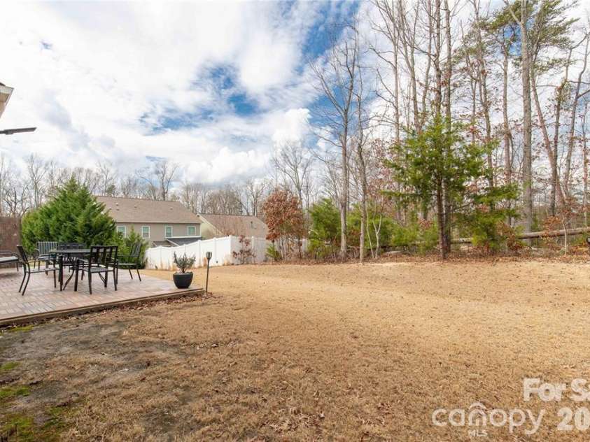 1372 Rainier Drive, Fort Mill, SC 29708.  MLS# CAR4429367, YatesRealty ID 53528. 