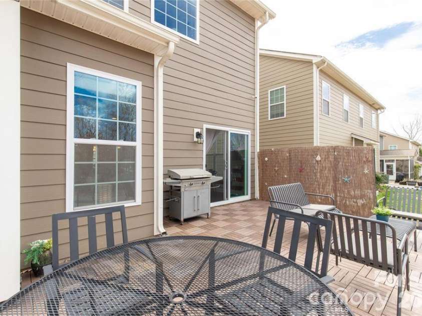 1372 Rainier Drive, Fort Mill, SC 29708.  MLS# CAR4429367, YatesRealty ID 53528. 